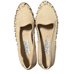 Divertente studio sz9 cream color cloth upper leather sole flats loafers EUC